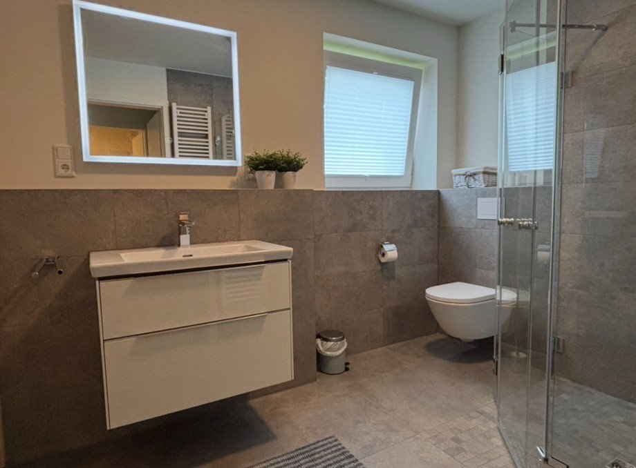 Hochwertige Sanit�rausstattung Erdgeschosswohnung Butjadingen