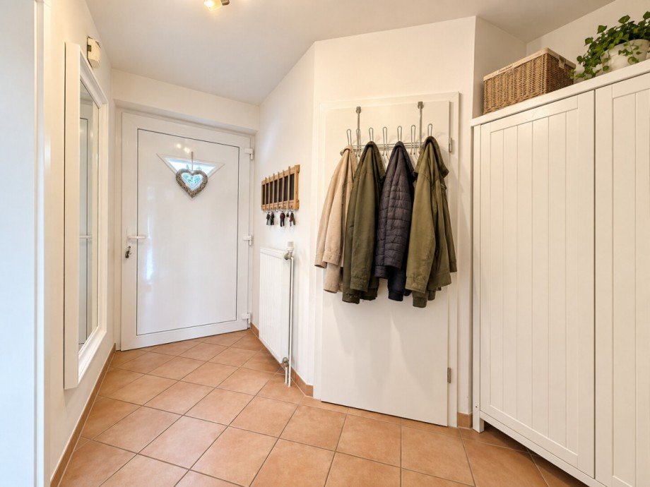 Eingangsdiele mit Garderobe Reihenhaus Norderstedt