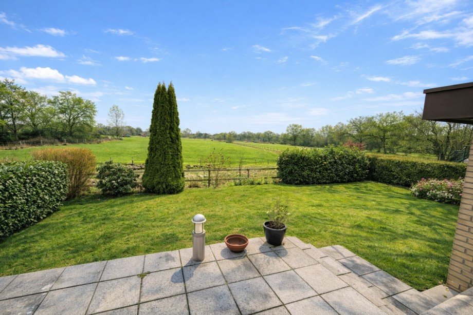 Blick ins Gr�ne Doppelhaush�lfte Wakendorf II