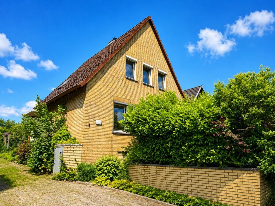 Vorderansicht Wohngrundst�ck Hamburg