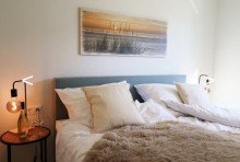 Gem�tliches Boxspringbett Ankerplatz Tossens - Ihre Luxus Ferienwohnung mit eigener Sauna, �berdachter Terrasse und Stellplatz