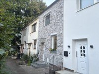 Bild (714ed4c216e5f970300605ad600350f6): Sofort einziehen! Modernisiertes Reihenmittelhaus mit Keller und kleinem Garten in Norderstedt
