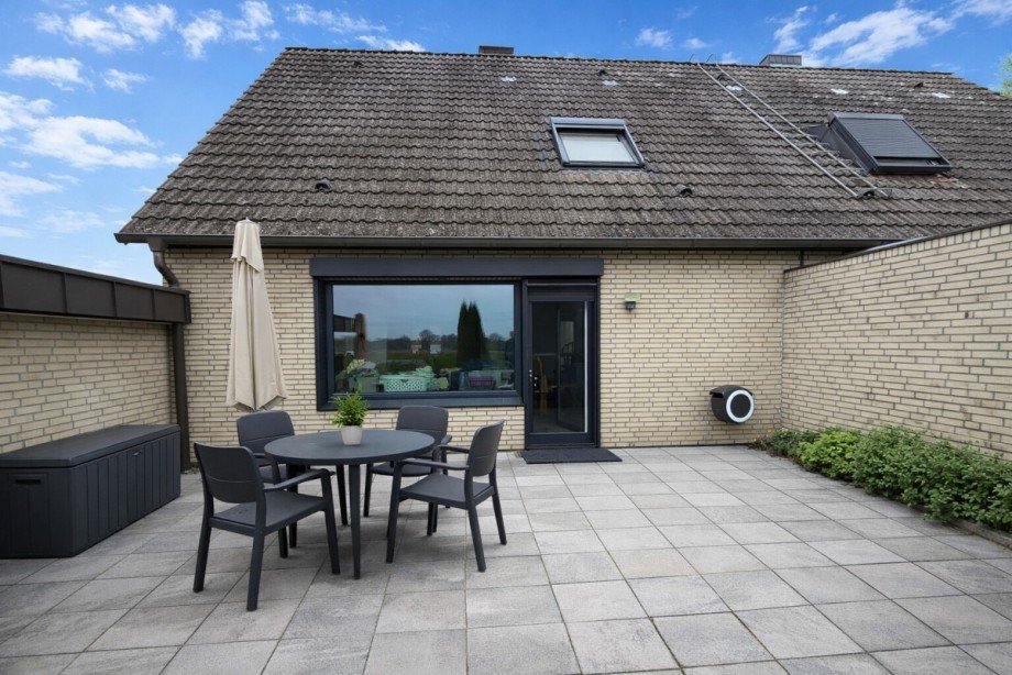 Gro�e Terrasse Doppelhaush�lfte Wakendorf II