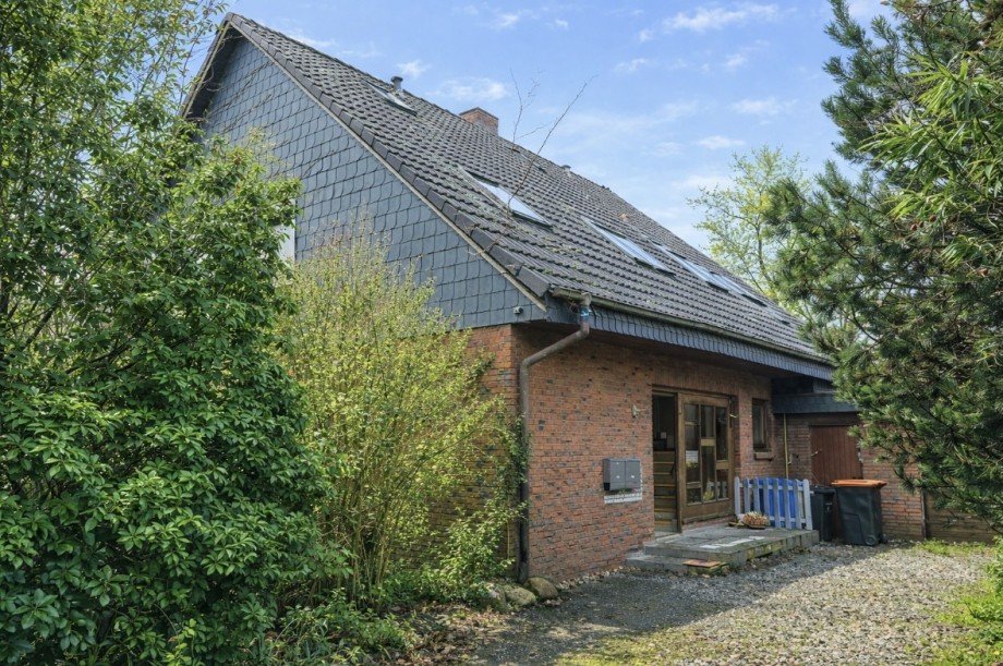 Seitenansicht Einfamilienhaus Henstedt-Ulzburg / Rhen