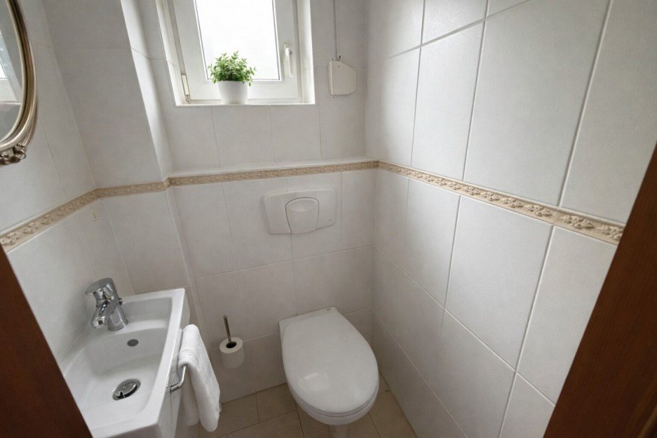 G�ste WC Doppelhaush�lfte Wakendorf II