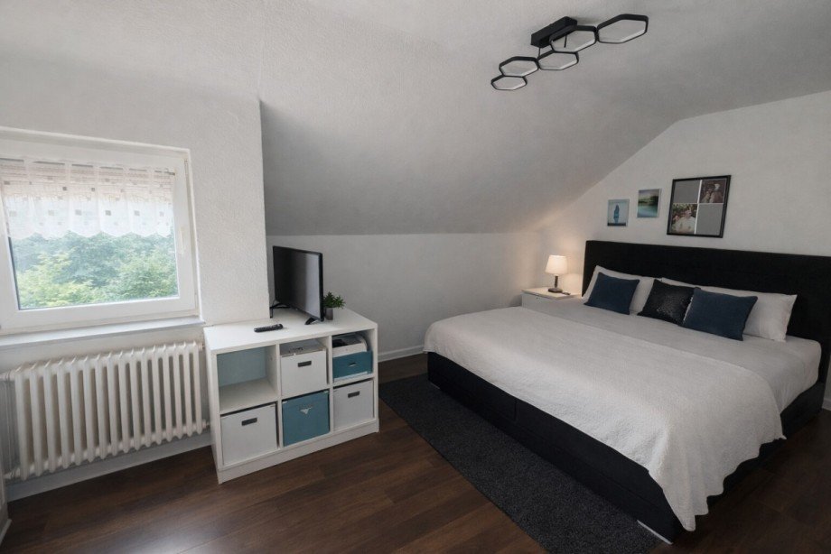 Zimmer 2 im DG Reihenhaus Stade