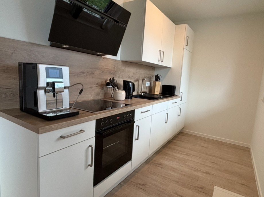 Hochwertige Einbauk�che Terrassenwohnung Butjadingen