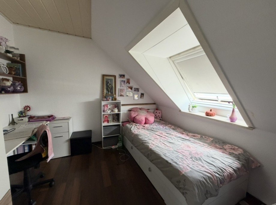 Zimmer 3 im DG Reihenhaus Stade